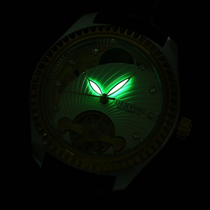 Montre Chronographe Femme Lunette Dorée Waterproof 30mm et son dial phosphorescent