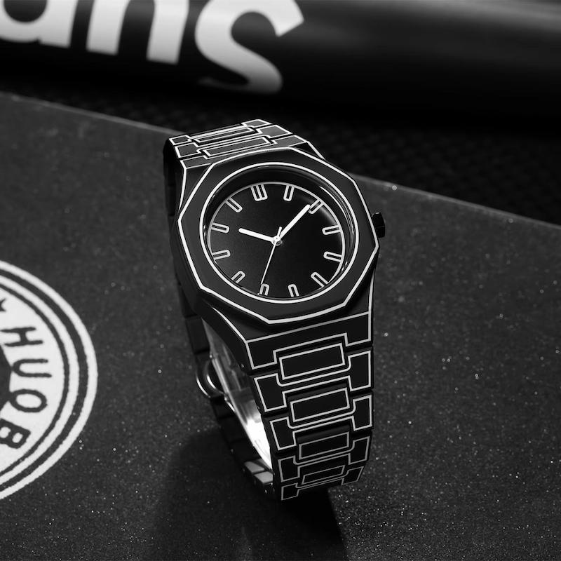 Montre Homme Quartz Minimaliste, Design Épuré