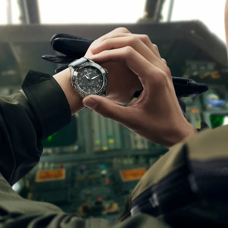 Montre Homme Solaire Aviateur avec Cadran 43 mm, Bracelet Nylon