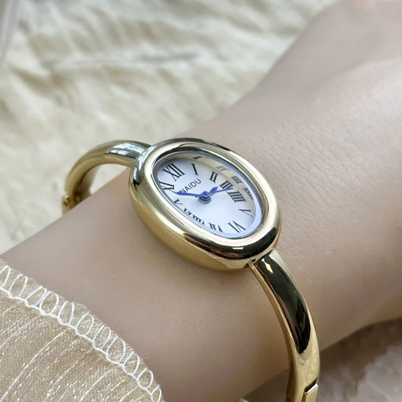 Montre_Vintage_Femme_Ovale_5