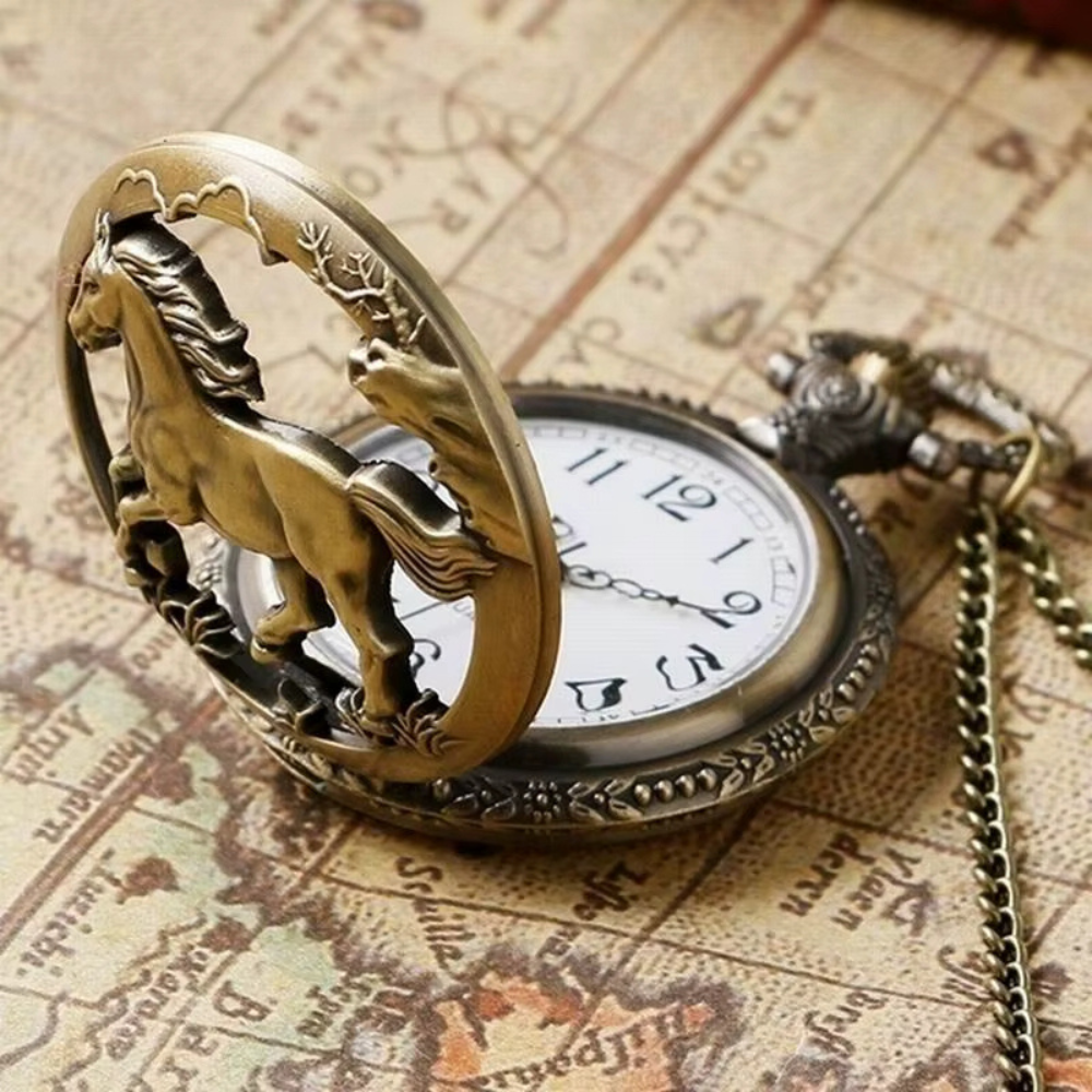 Montre à gousset Homme Quartz Gravée Cheval Antique