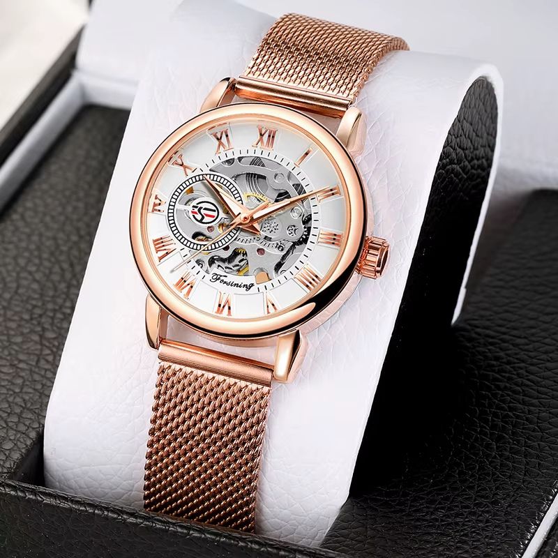 Montre_squelette_femme_Maille_Milanaise_4