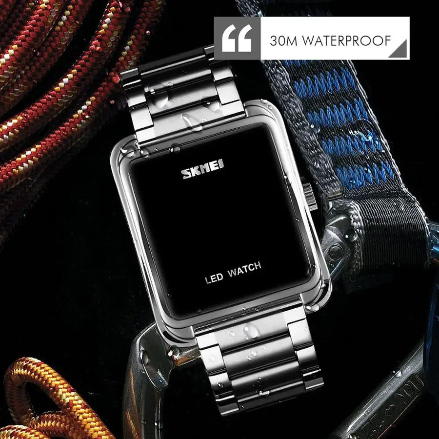Montre digitale LED carrée bracelet métal doré