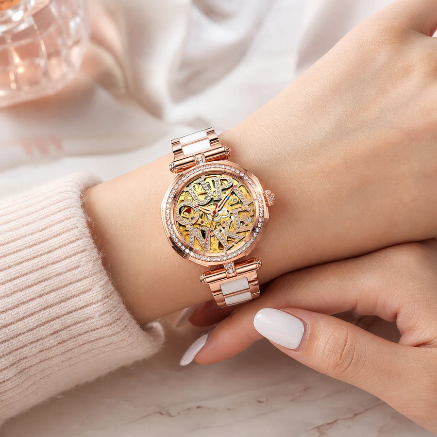 Montre automatique squelette femme céramique et acier - Utilisation du produit - classique