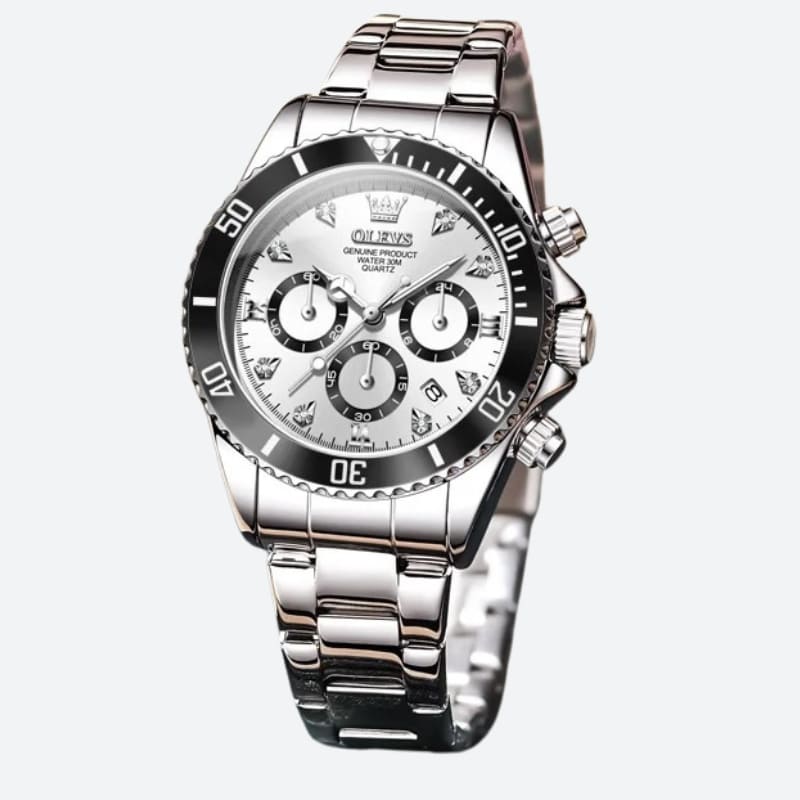 Montre Chronographe Femme Argentée Lunette Noire 35 mm sur fond gris
