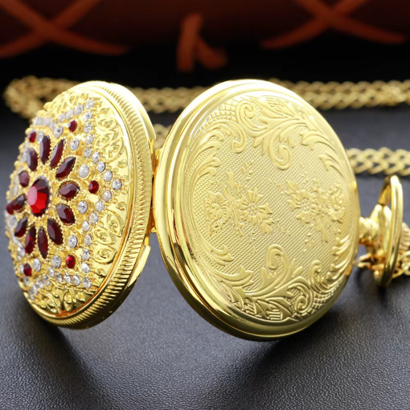 montre_gousset_femme-doree_a_pierre_style_precieuse_6