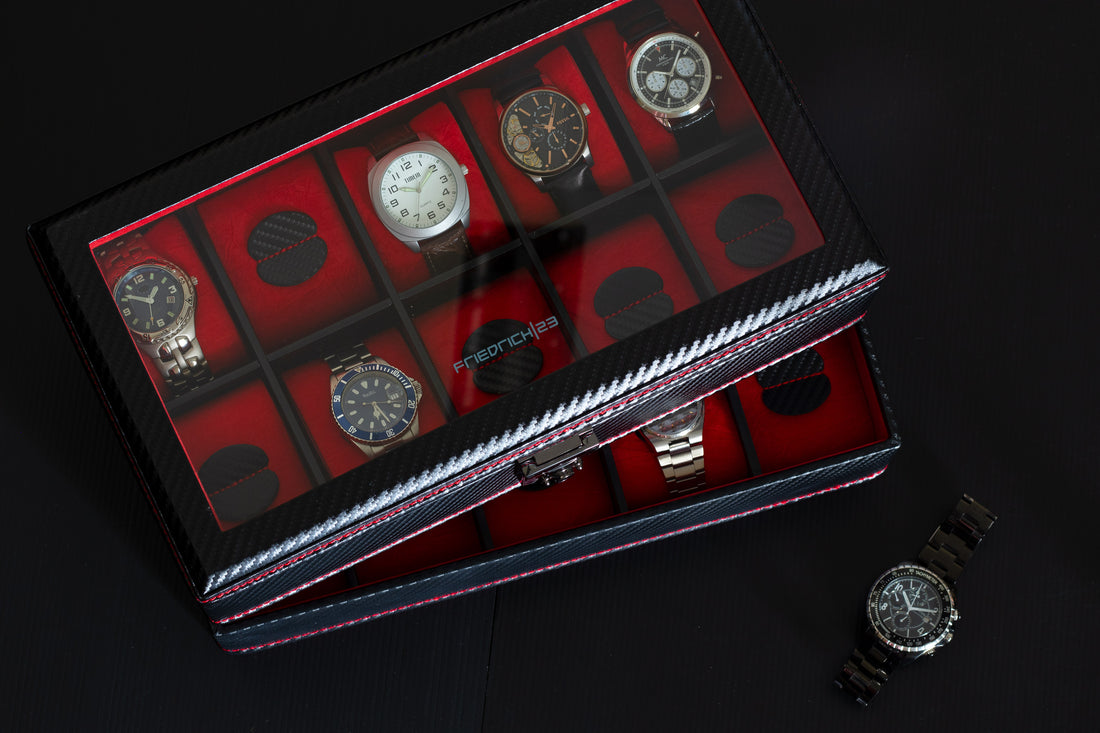 Boite 10 montres en Carbone