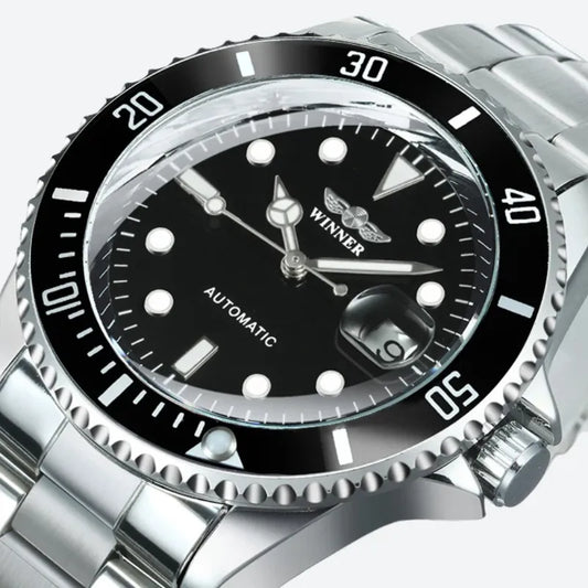 Montre Automatique Bracelet Acier et style plongée