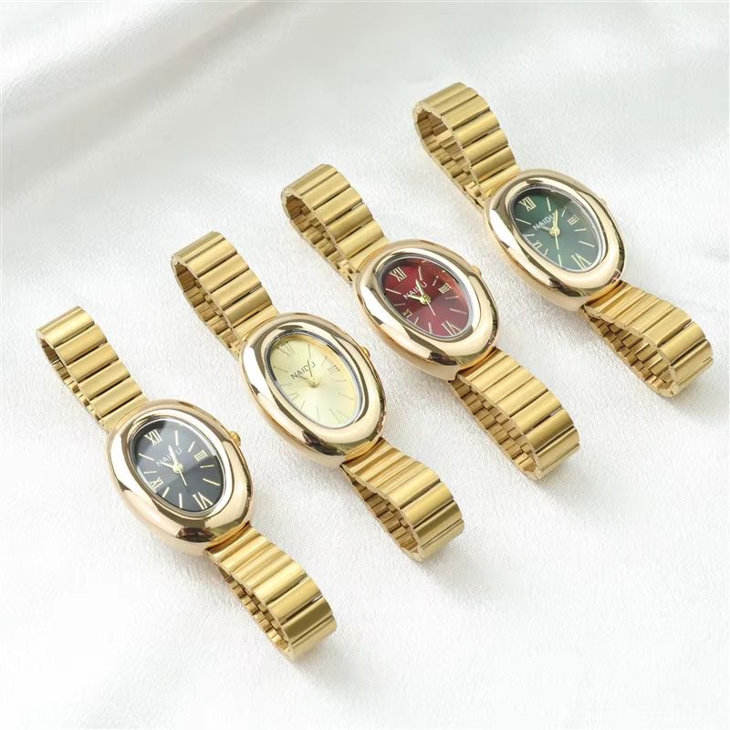 Montre Femme Ovale Dorée Bracelet Alliage Petit Cadran Quartz
