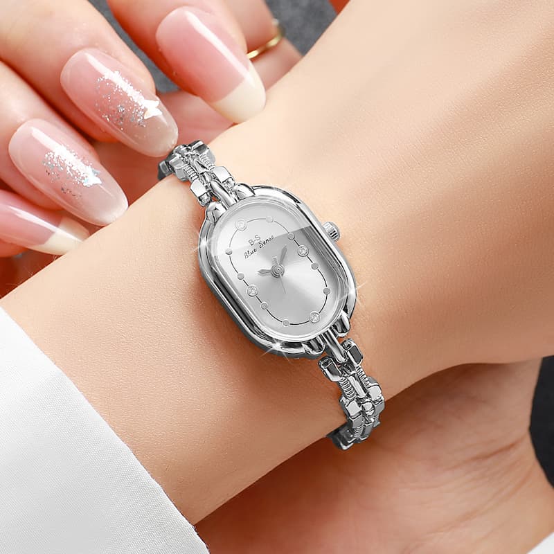 Montre Femme Quartz petit cadran Image
