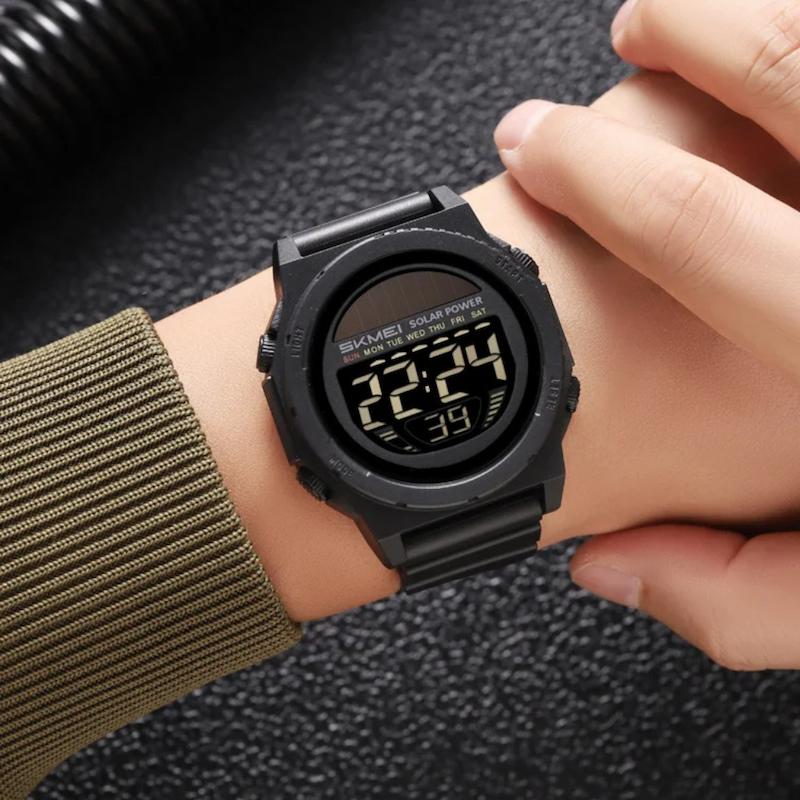 Montre Numérique Solaire Chronographe Homme Image