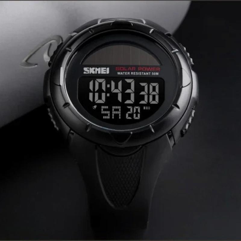 Montre Solaire Digitale Homme, Multifonctions