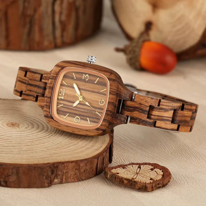 Montre_bois_femme_Carre_Quartz_3 Image