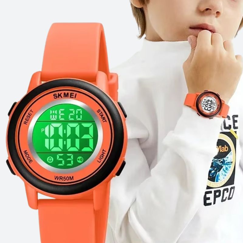 Montre digitale enfant Silicone 50m Image