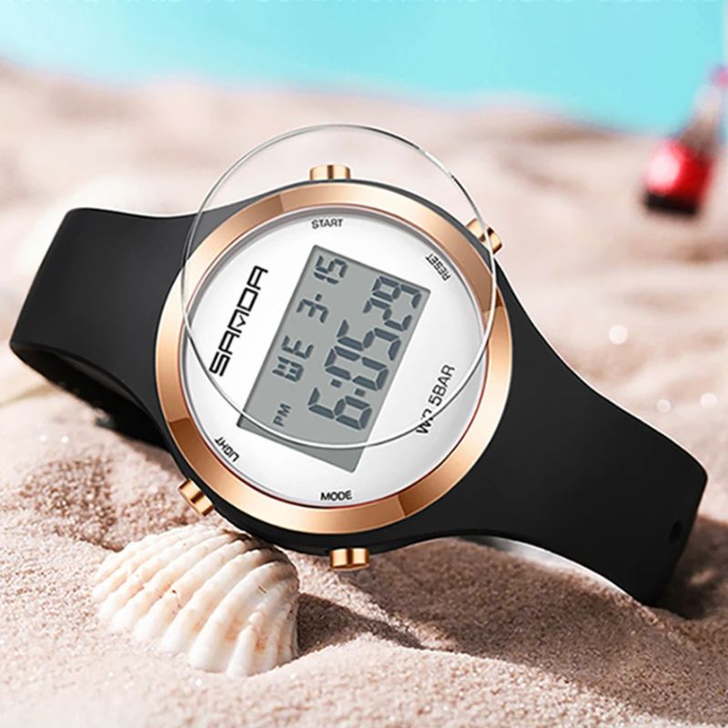 Montre_digitale_femme_Etanche_50m_5 Image