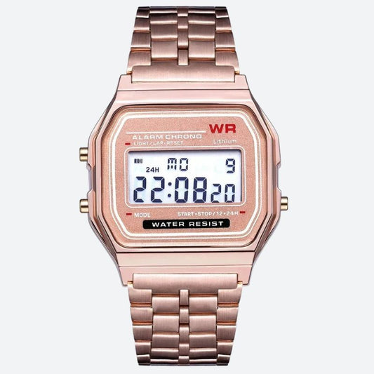 Montre Digitale Femme au Bracelet Métal Finition Brillante couleur or rose sur fond gris