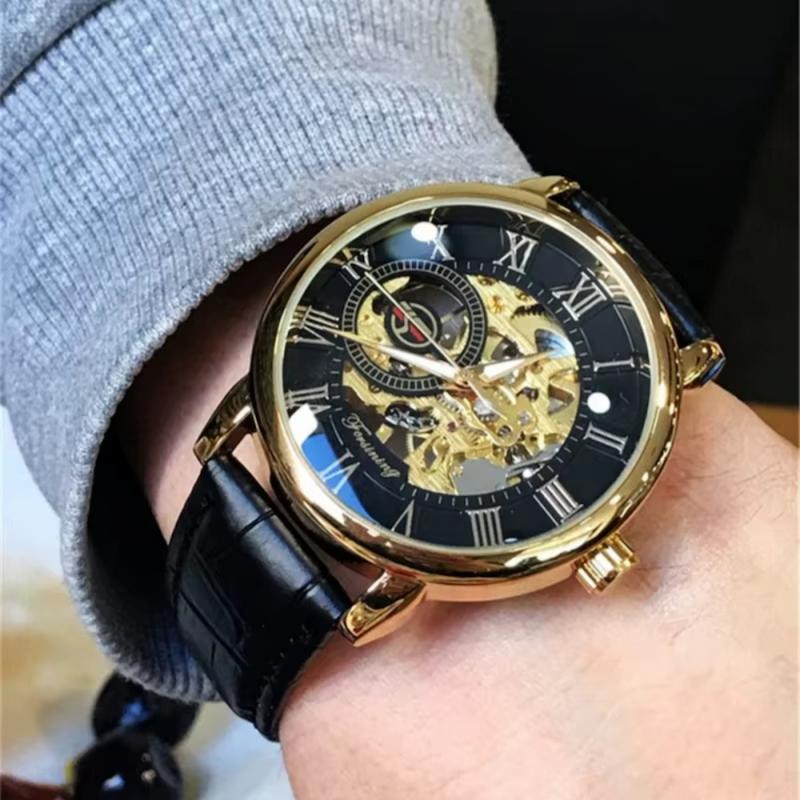 Montre mécanique squelette homme, Mouvement manuel Image