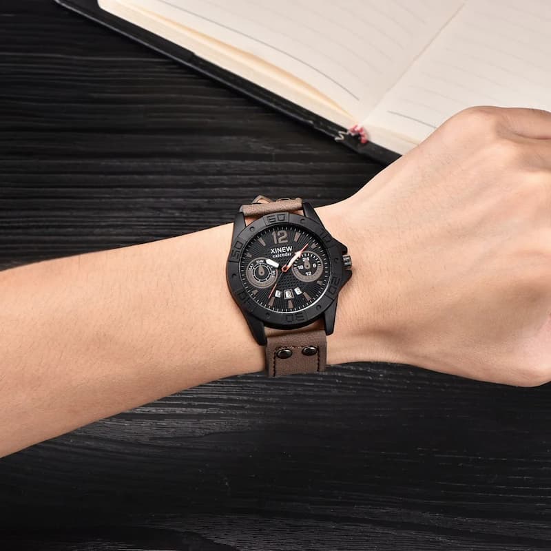 Montre militaire quartz homme bracelet cuir Image