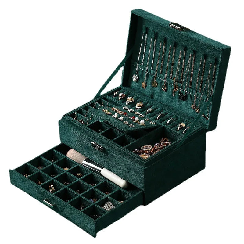 Boite à bijoux en velours vert