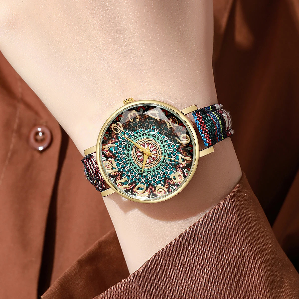 Montre Bohème Femme, Cadran Mandala, Bracelet Tissé