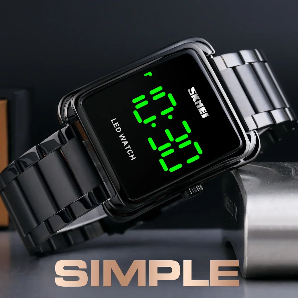 Montre digitale LED carrée bracelet métal doré