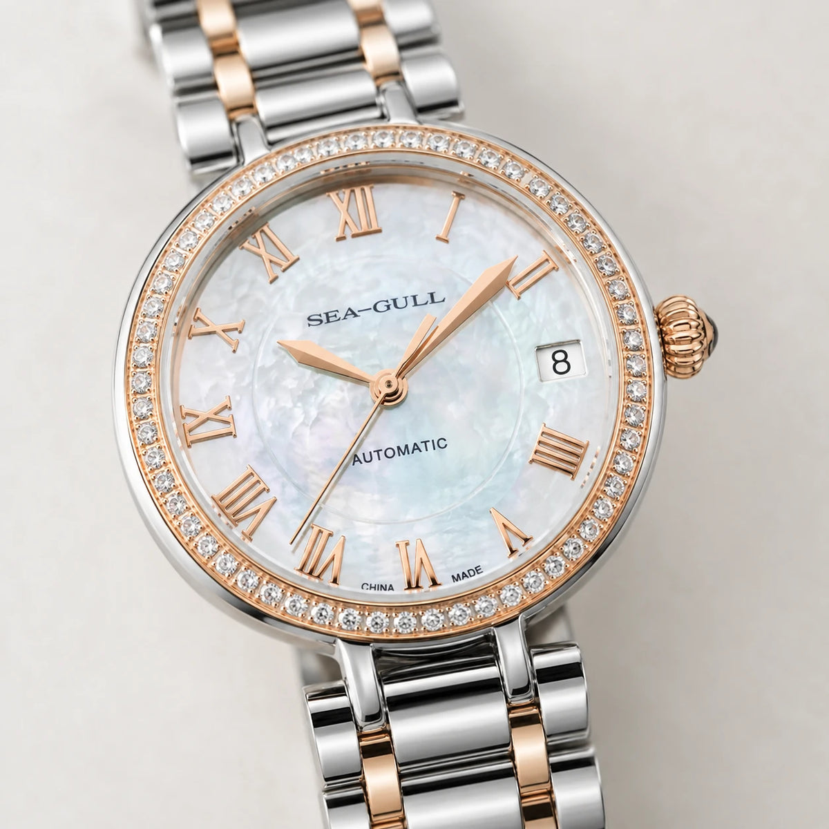 Montre Automatique Femme 32mm Nacre et Zircons Bicolore - Détail matière