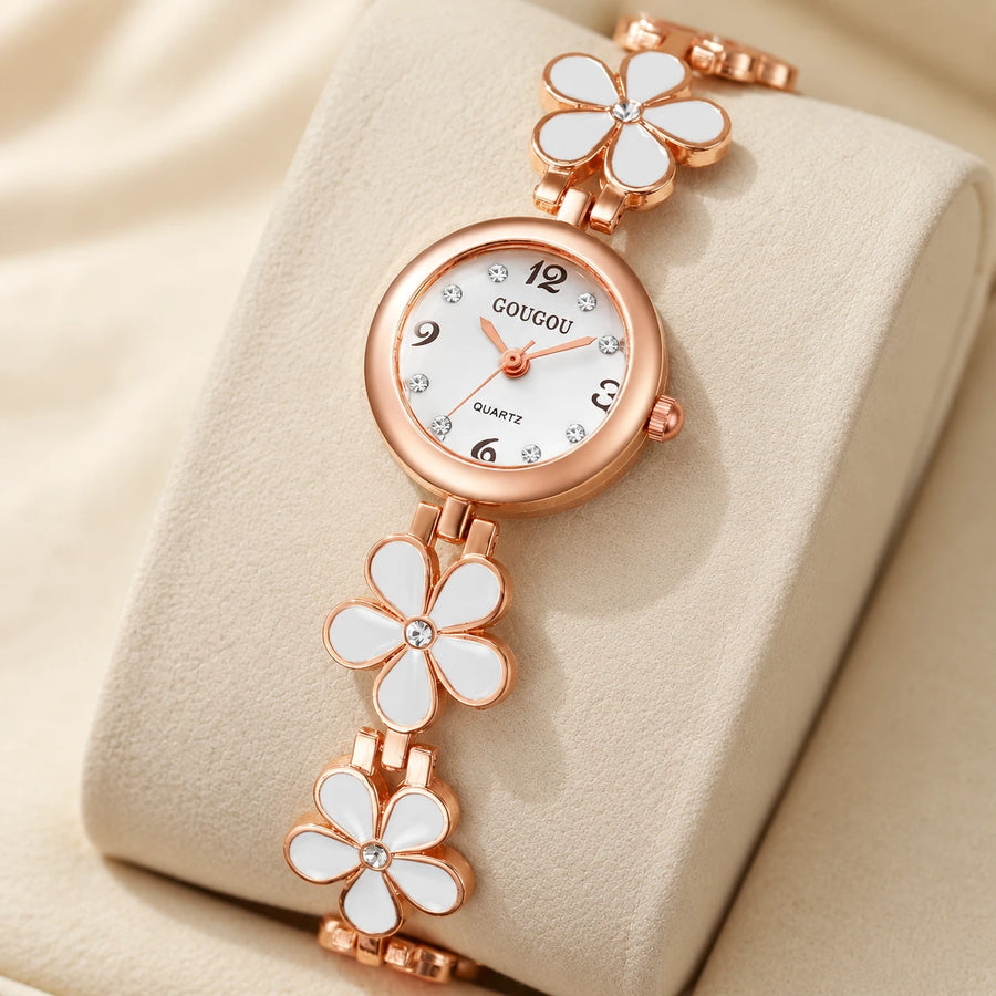 Montre Bracelet Fleur à Cadran Blanc et Boîtier Or Rose - Détail matière