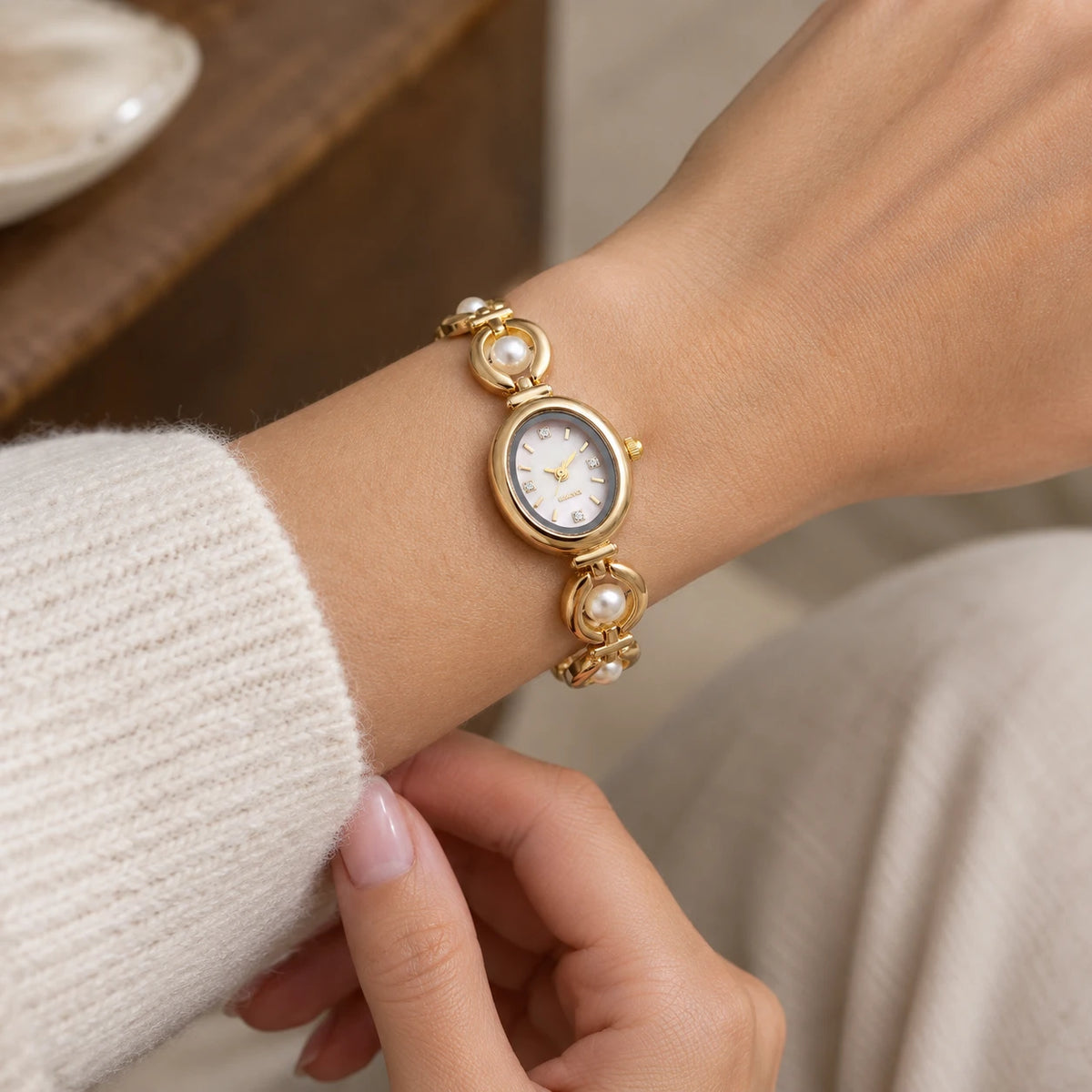 Montre Bracelet Perles Femme avec Cadran Ovale Nacré - Utilisation du produit - classique