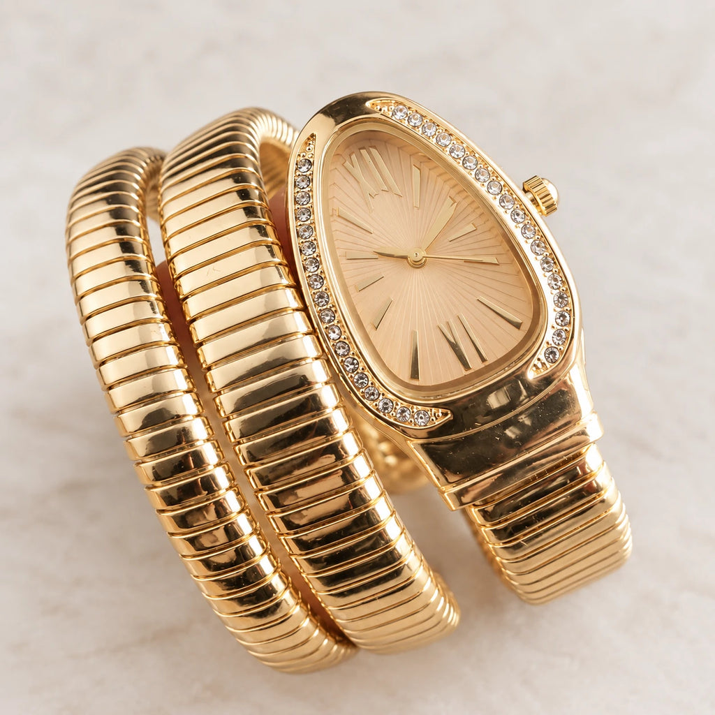 Montre Bracelet Serpent avec Cadran Ovale et Lunette Sertie - Détail matière