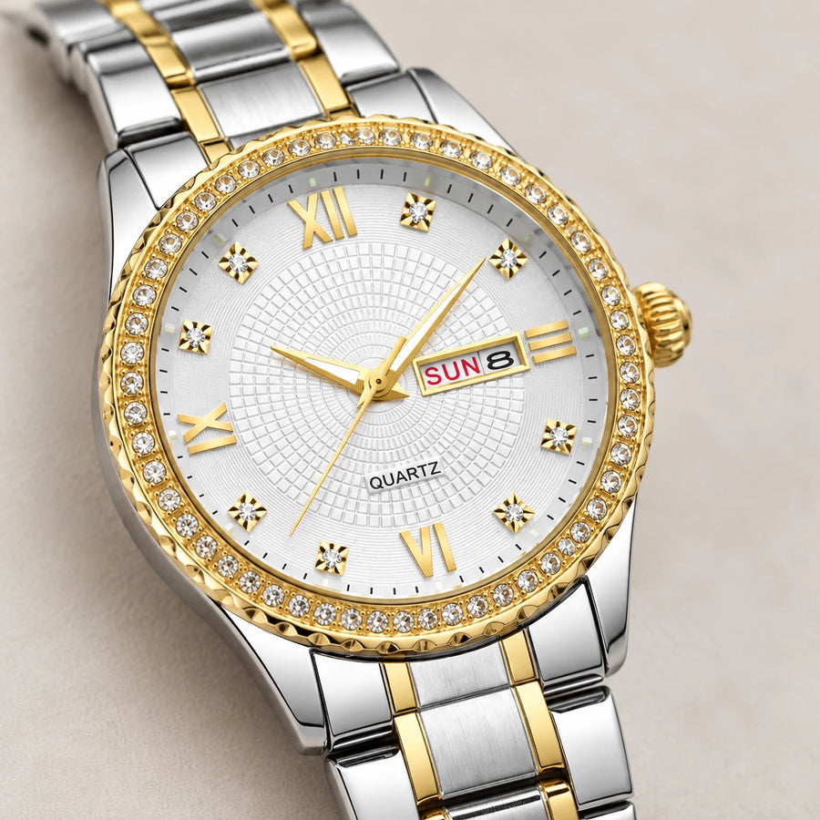 Montre Femme Bicolore à Cadran Jour Date et Lunette Sertie - Détail matière