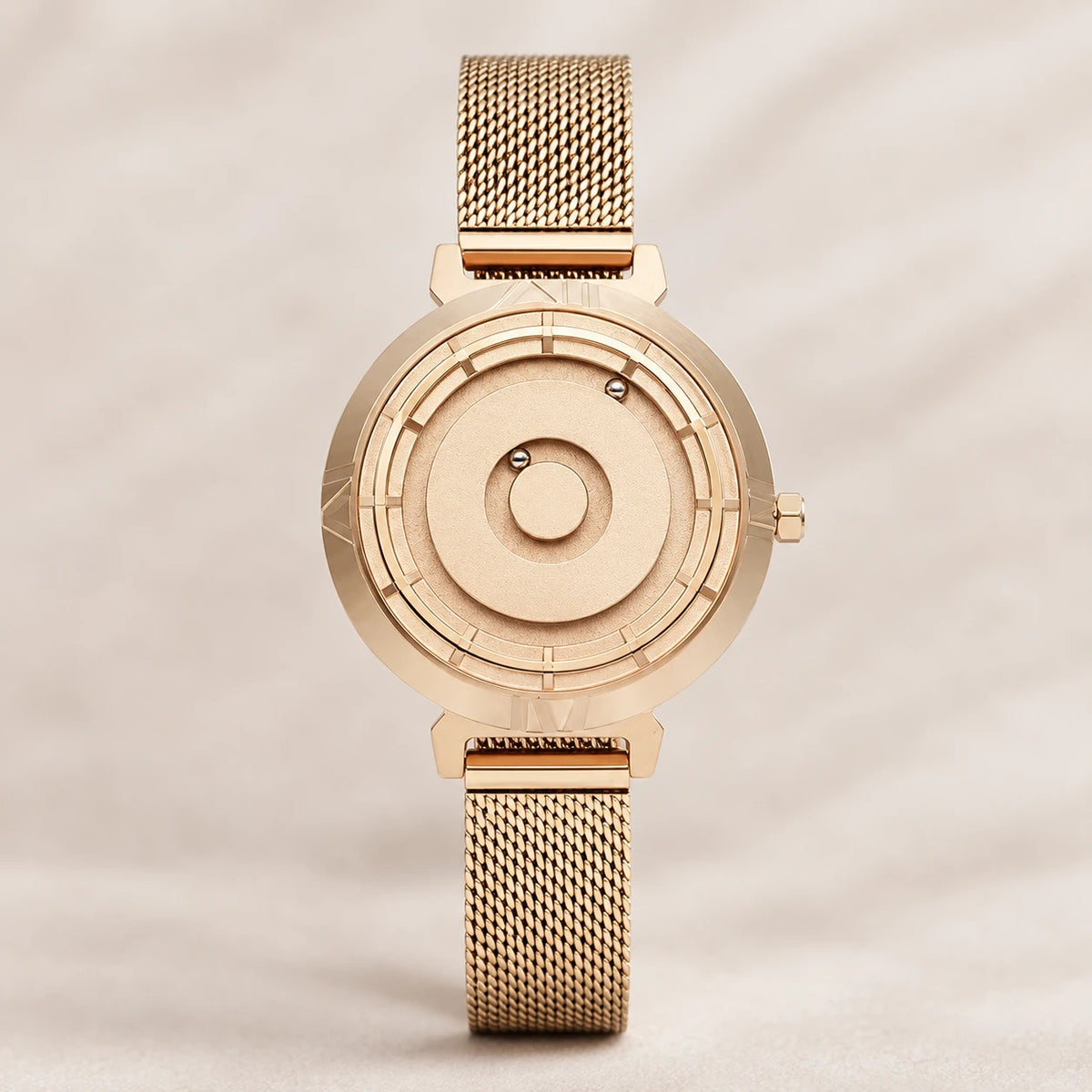 Montre Femme Cadran Billes Magnétiques Bracelet Maille - Détail matière