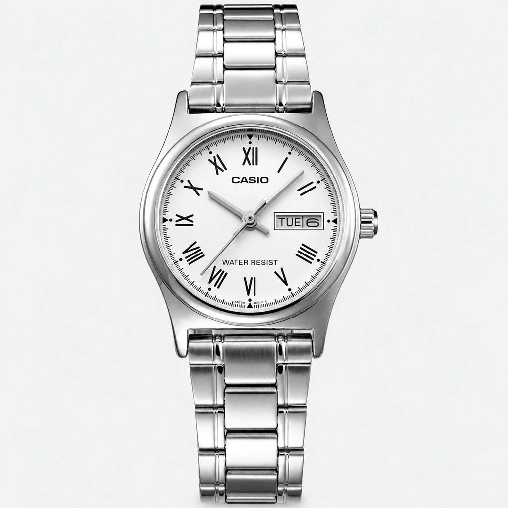 Montre Femme Chiffres Romains Argentée avec Calendrier - Fond gris clair
