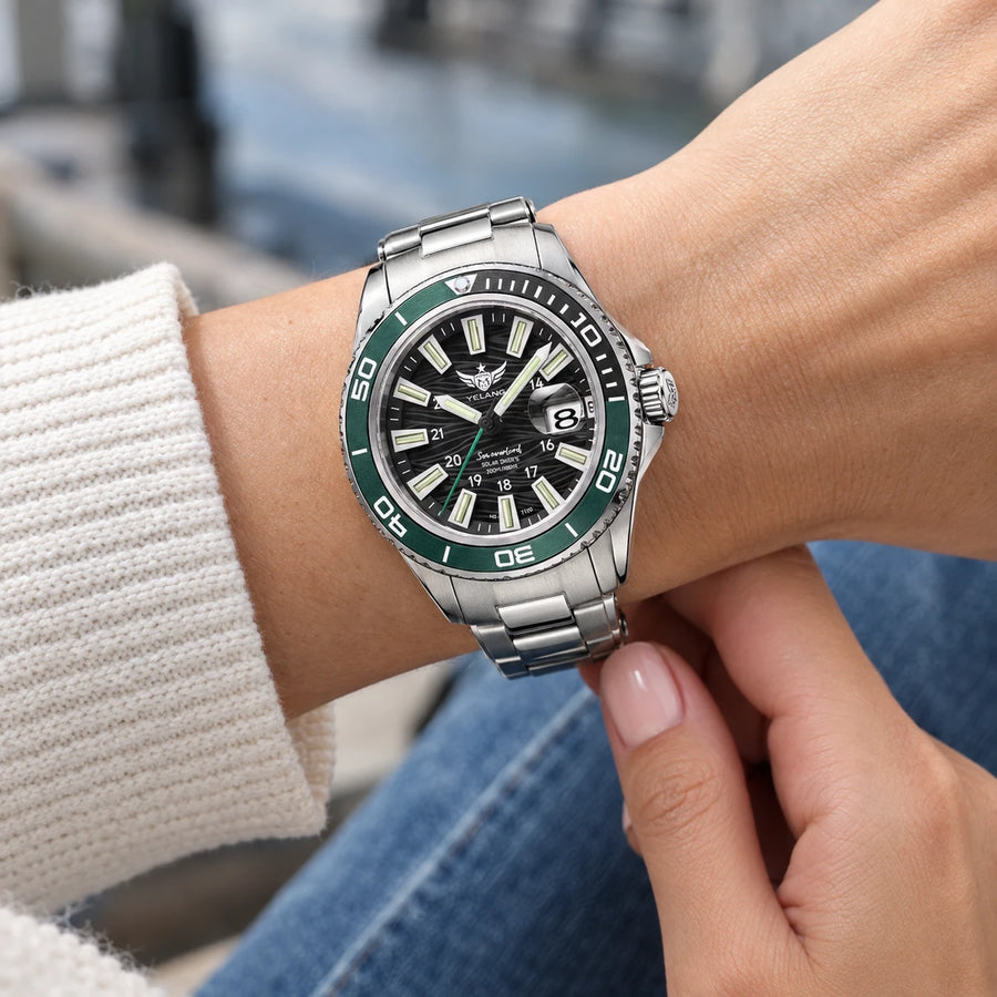 Montre Femme Étanche Cadran Noir et Lunette Verte - Utilisation du produit - classique