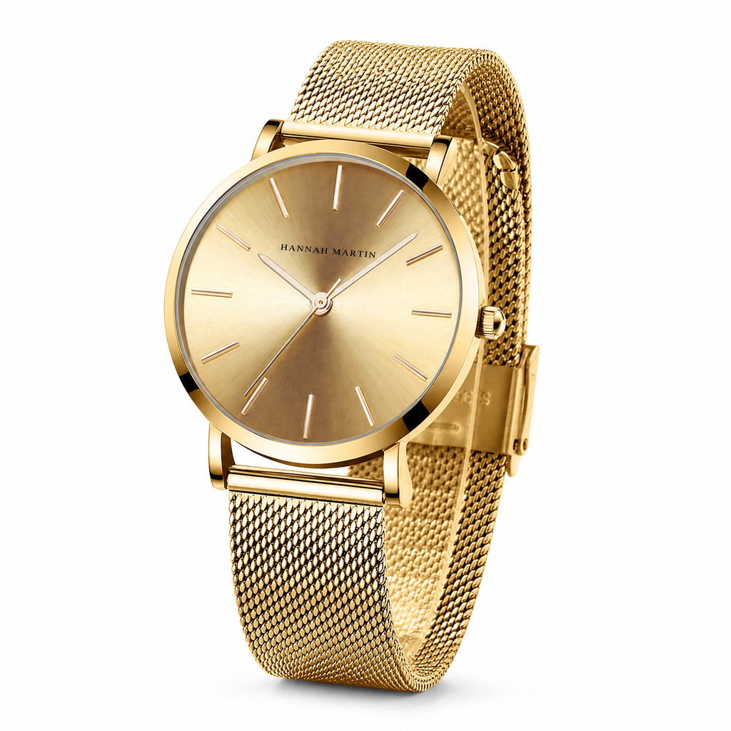 Montre Femme Maille Milanaise Dorée Cadran Minimaliste - Fond blanc, autre angle