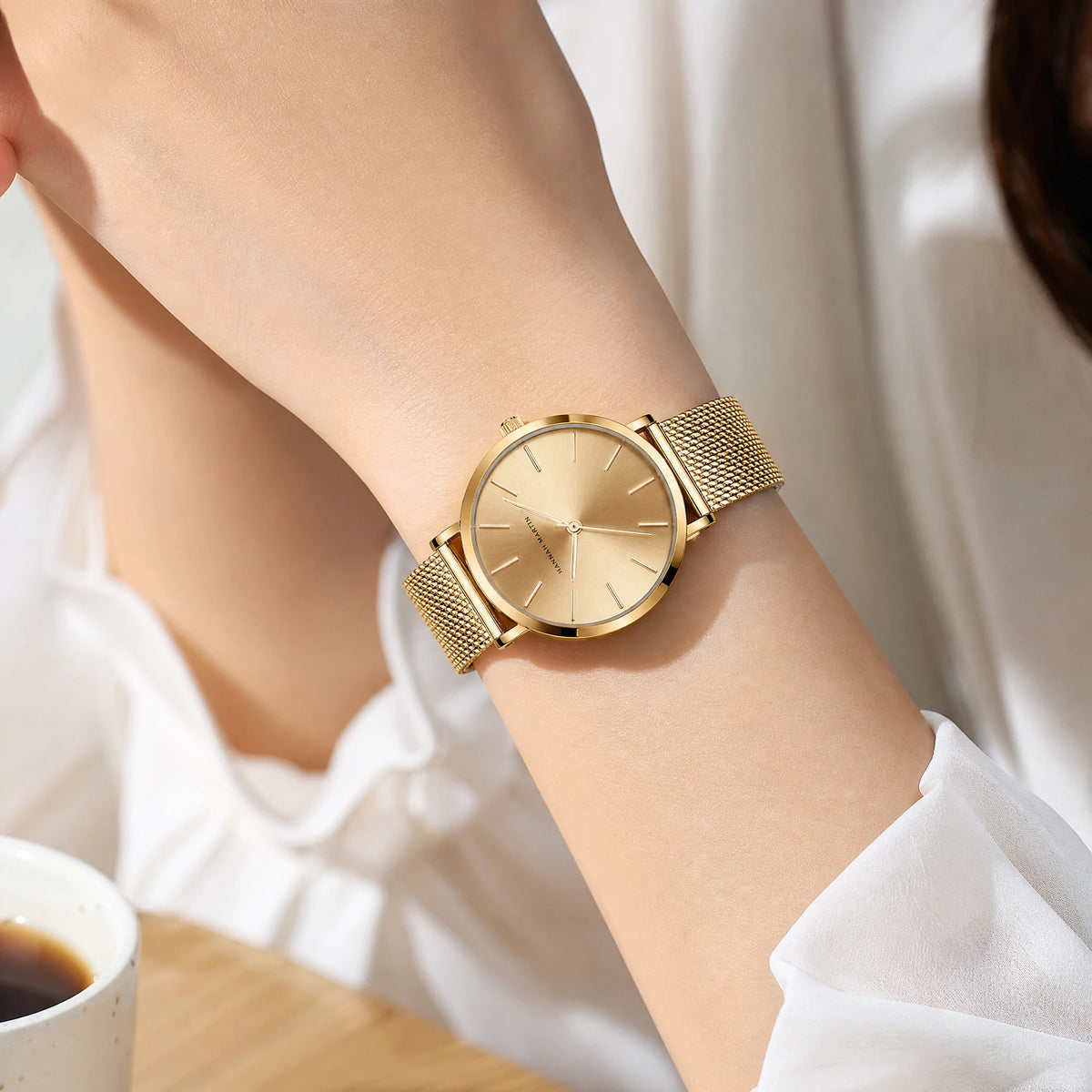 Montre Femme Maille Milanaise Dorée Cadran Minimaliste - Utilisation du produit