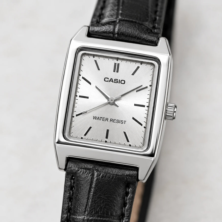 Montre Femme Rectangulaire Vintage Cadran Argenté - Détail matière