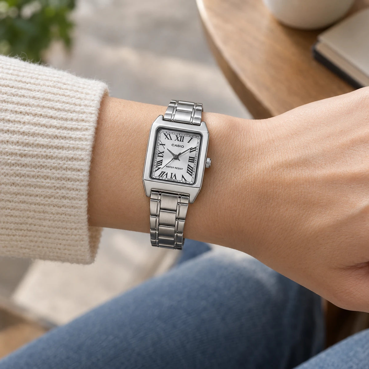 Montre Rectangulaire Argentée Femme Cadran Chiffres Romains - Utilisation du produit - classique