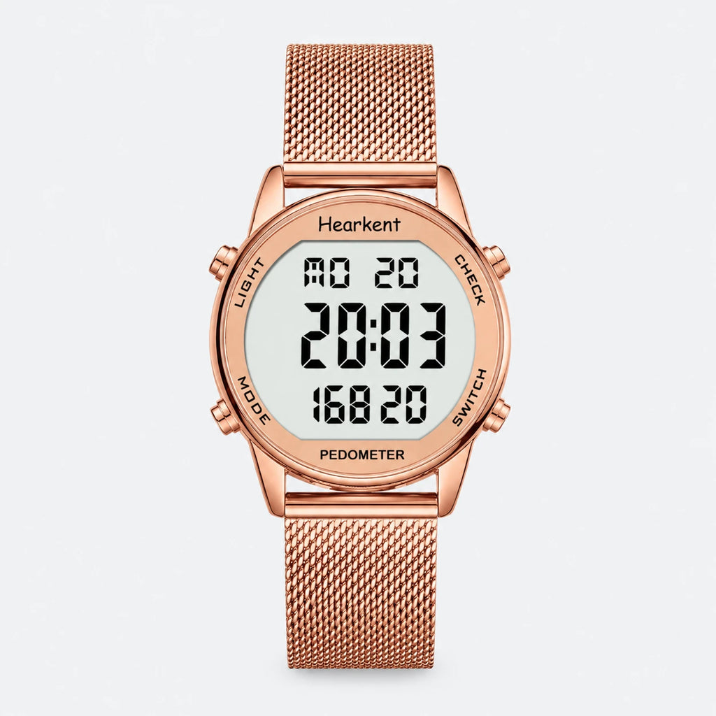 Montre Sport Femme Digitale à Bracelet Mesh Doré Rose - Fond gris clair