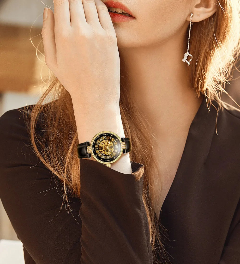 Montre Automatique Femme Cuir Diamant Squelette Style Prestige