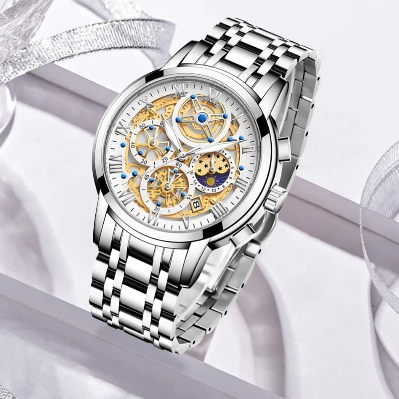 Montre Chronographe Femme Cadran Texturé & Bracelet Métallique Zoom sur le modèle argenté