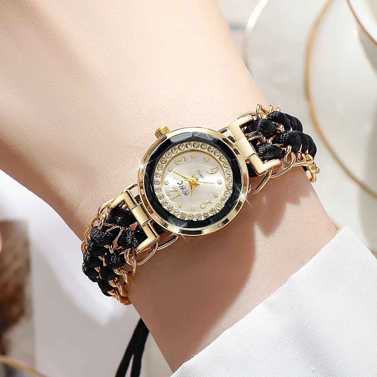Montre Luxe Quartz Femme Bracelet Tressé Chaîne Style Mode